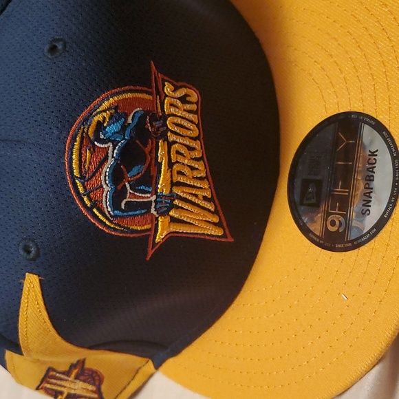 Hat - Picture 4 of 5